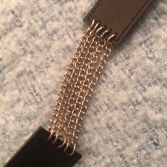 🌸Black Faux Leather belt - Picture 3 of 5